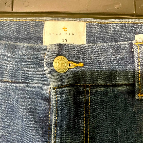 NWT TRUE CRAFT CURVY HIGH RISE SKINNY JEAN - WOMEN 14 - Picture 4 of 5